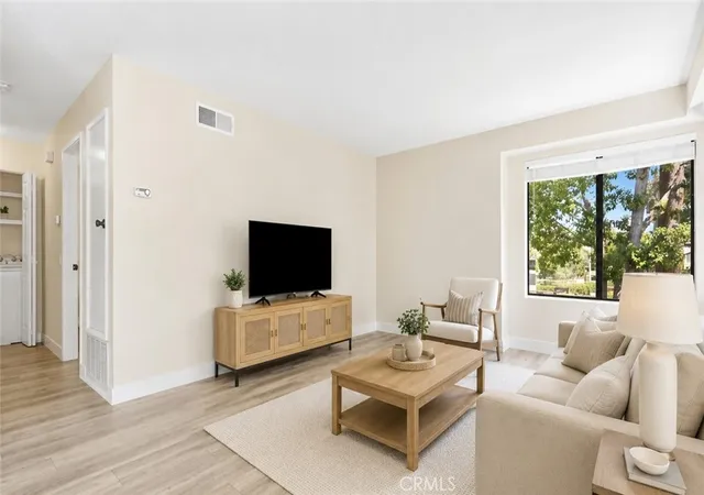 Photo 3 of Condo for sale at 25717 Sycamore Pointe, Lake Forest, CA 92630 | MLS# TR26185790 | Listing updated on 2026-10-03