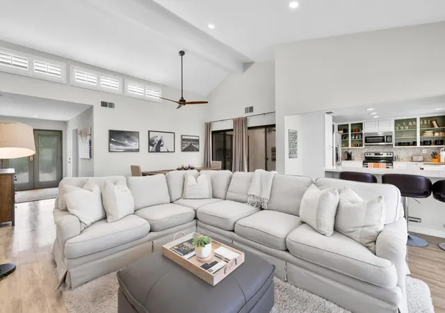 Photo 3 of Sale Pending at 52 Avenida Las Palmas, Rancho Mirage, CA 92270 | MLS# 219151816DA | Listing updated on 2026-10-02