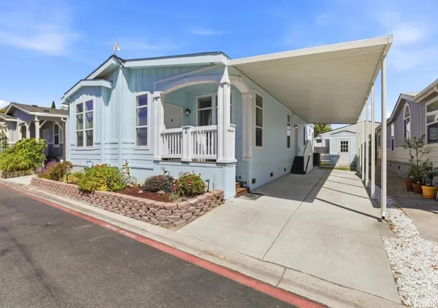 Photo 3 of Manufactured home for sale at 2052 Gold St #3, Alviso, CA 95002 | MLS# ML82058580 | Listing updated on 2026-10-05