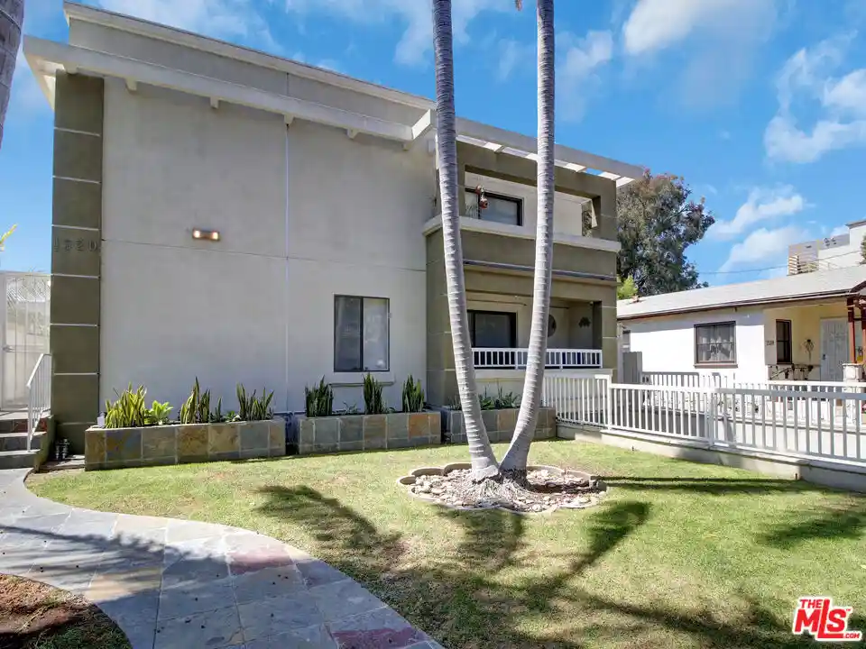 Photo 1 of Condo for sale at 1520 Princeton St #4, Santa Monica, CA 90404 | MLS# 26876679 | Listing updated on 2026-10-21