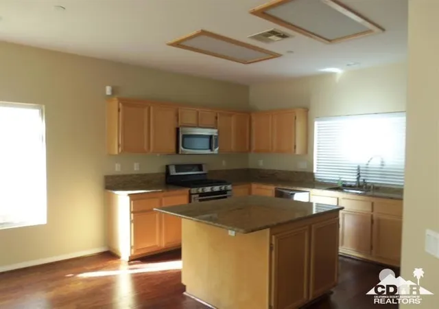 Photo 4 of Single family home for sale at 749 Alta, Palm Springs, CA 92262 | MLS# 219151818DA | Listing updated on 2026-10-01