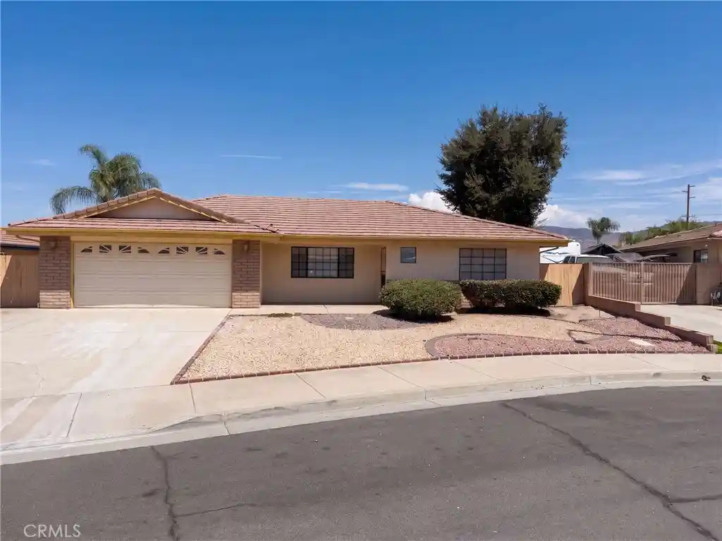 Photo 1 of Sale Pending at 4380 Flightwood, Hemet, CA 92544 | MLS# IV26185955 | Listing updated on 2026-10-31