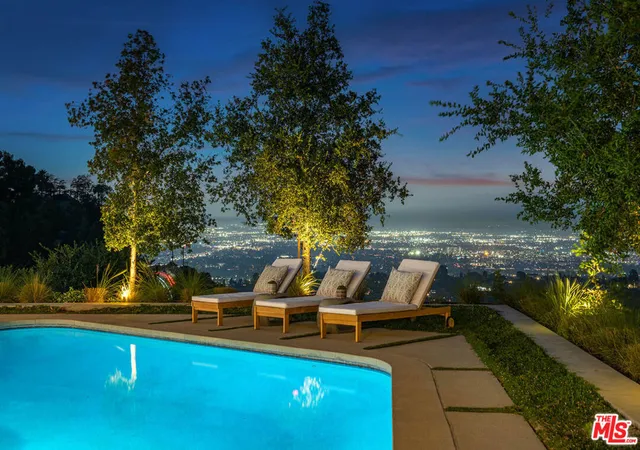 Photo 3 of Sale Pending at 8545 Charl Ln, Los Angeles, CA 90046 | MLS# 26876761 | Listing updated on 2026-10-08