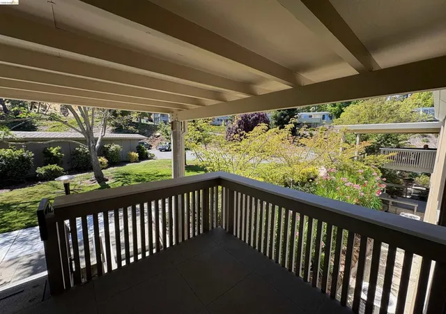 Photo 2 of Condo for sale at 1500 Rockledge Ln #5, Walnut Creek, CA 94595 | MLS# 41146071 | Listing updated on 2026-10-05