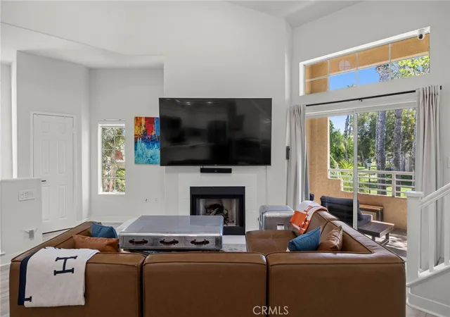 Photo 3 of Townhouse for sale at 27916 Via Del Agua, Laguna Niguel, CA 92677 | MLS# OC26180809 | Listing updated on 2026-09-13