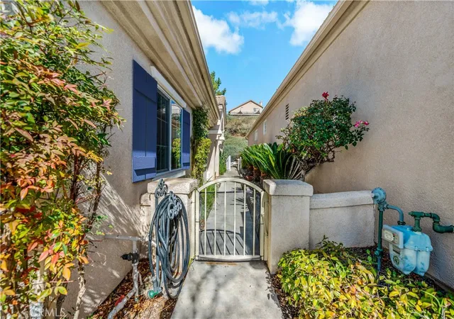 Photo 3 of Single family home for sale at 24172 Calle Artino, Murrieta, CA 92562 | MLS# SW26185459 | Listing updated on 2026-10-06