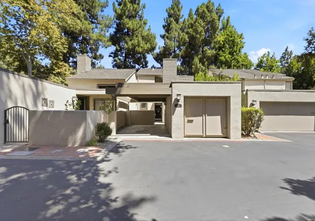 Photo 2 of Sale Pending at 1713 Sandy Creek Ln, San Jose, CA 95125 | MLS# ML82058922 | Listing updated on 2026-10-08