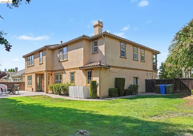 Photo 2 of Single family home for sale at 1276 Prominent Dr, Brentwood, CA 94513 | MLS# 41146094 | Listing updated on 2026-10-08
