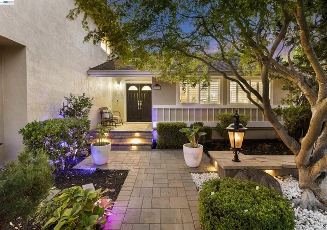 Photo 1 of Single family home for sale at 111 Silver Cloud Pl, Danville, CA 94526 | MLS# 41146097 | Listing updated on 2026-10-10