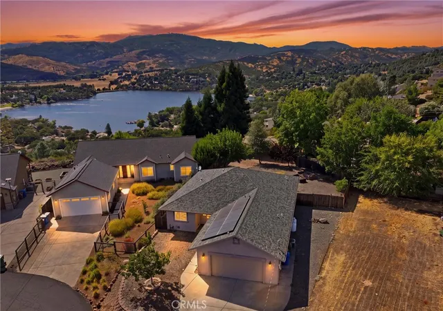 Photo 2 of Single family home for sale at 19527 Stonegate, Hidden Valley Lake, CA 95467 | MLS# LC26186105 | Listing updated on 2026-10-08