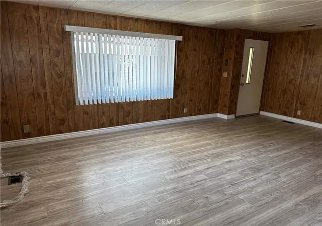 Photo 4 of Manufactured home for sale at 1455 S State St #289, Hemet, CA 92543 | MLS# PW26186157 | Listing updated on 2026-09-01
