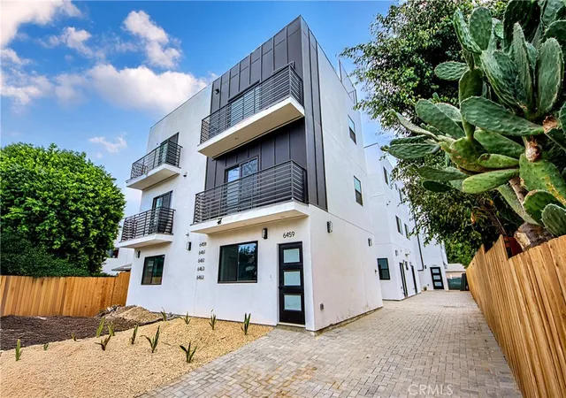 Multi family home for sale at 6461 Woodley, Los Angeles, CA 91406 | MLS# BB26186232