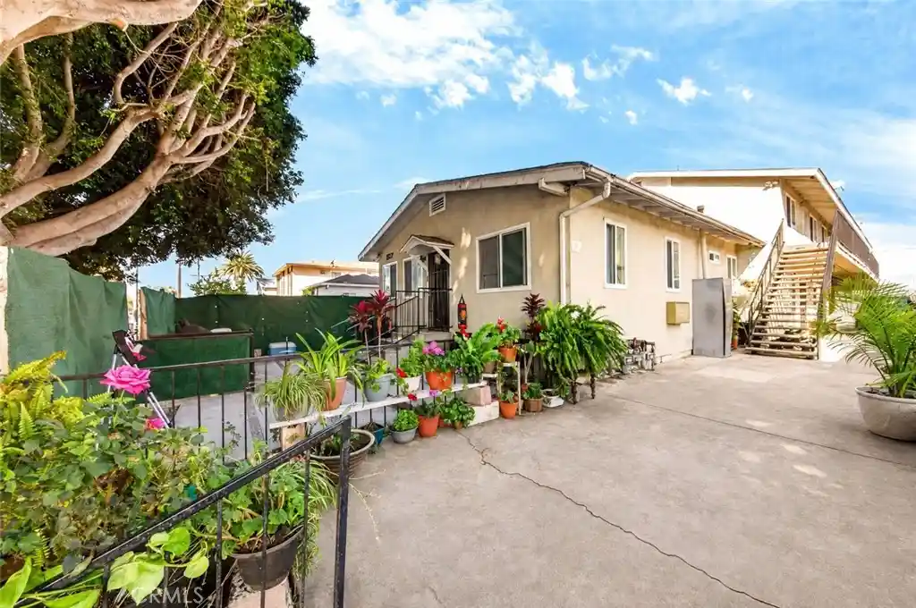 Photo 1 of Multi family home for sale at 1527 Torrance, Torrance, CA 90501 | MLS# PW26185960 | Listing updated on 2026-10-28