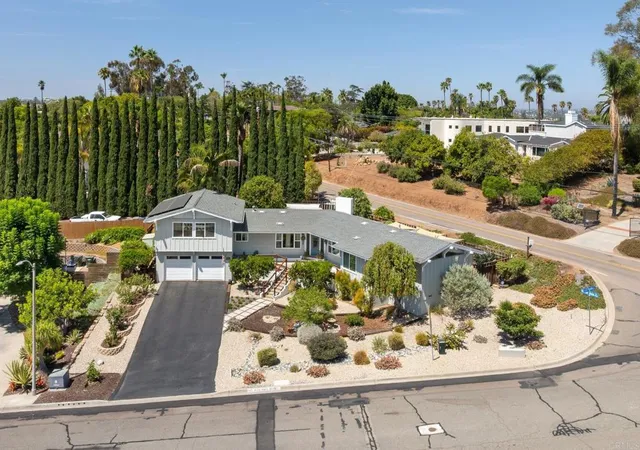 Photo 3 of Single family home for sale at 2140 Alta Vista Dr, Vista, CA 92084 | MLS# NDP2607992 | Listing updated on 2026-10-10