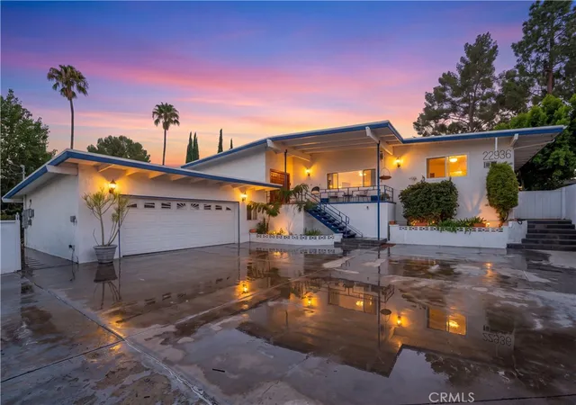 Photo 1 of Sale Pending at 22936 Crespi, Woodland Hills, CA 91364 | MLS# SR26182908 | Listing updated on 2026-10-02