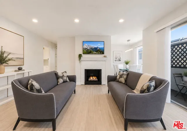 Photo 3 of Condo for sale at 404 San Vicente Blvd #204, Santa Monica, CA 90402 | MLS# 26876487 | Listing updated on 2026-10-07