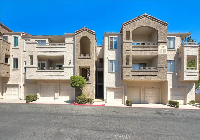 Listing Photo 1 - Condo for sale in building located at 1015 La Terraza, Corona, CA 92879 - Unit #304