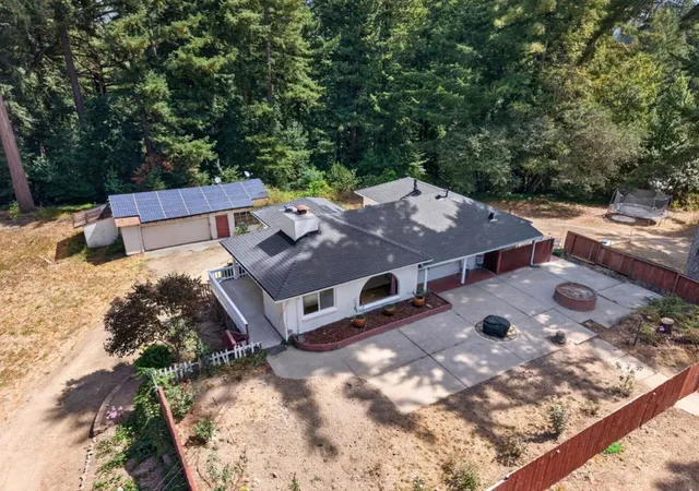 Photo 2 of Single family home for sale at 23889 Summit Rd, Los Gatos, CA 95033 | MLS# ML82057216 | Listing updated on 2026-09-24