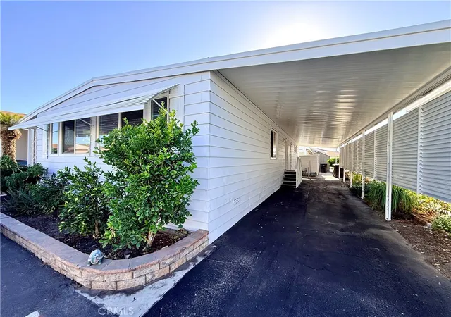 Photo 2 of Manufactured home for sale at 3050 W Ball Rd #155, Anaheim, CA 92804 | MLS# PW26186574 | Listing updated on 2026-09-09