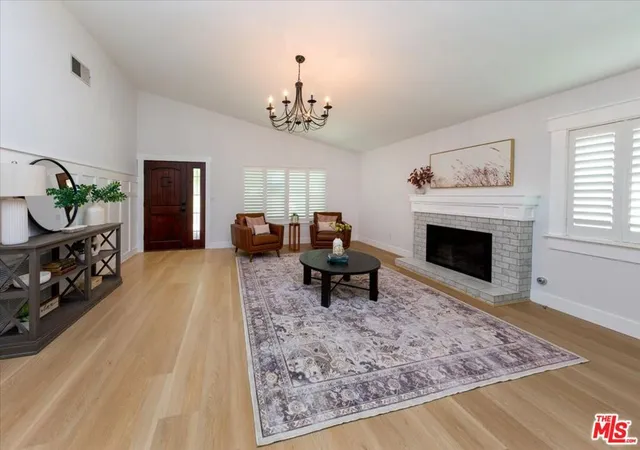 Photo 3 of Single family home for sale at 25414 Via Dabna, Santa Clarita, CA 91355 | MLS# 26876547 | Listing updated on 2026-10-06