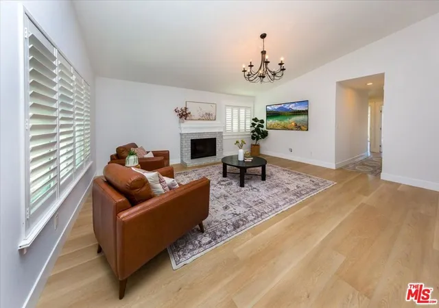 Photo 4 of Single family home for sale at 25414 Via Dabna, Santa Clarita, CA 91355 | MLS# 26876547 | Listing updated on 2026-10-06