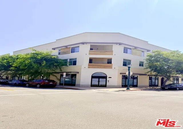 Condo for sale at 1626 Gramercy Ave, Torrance, CA 90501 | MLS# 26877687