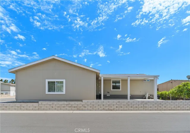 Photo 2 of Manufactured home for sale at 4000 Pierce St #256, Riverside, CA 92505 | MLS# IV26186643 | Listing updated on 2026-09-19