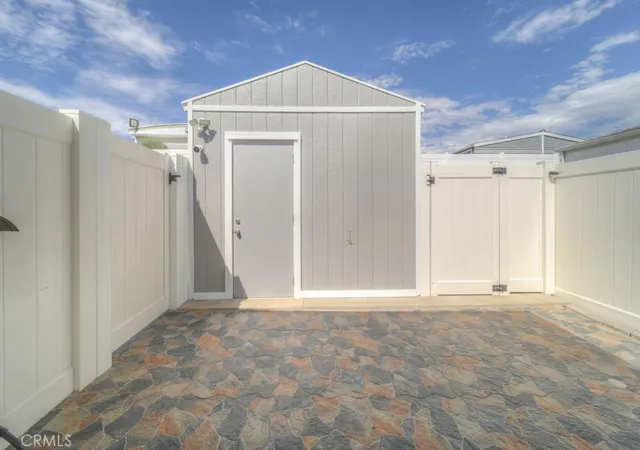 Photo 3 of Manufactured home for sale at 38070 Via La Colina, Murrieta, CA 92563 | MLS# SW26186649 | Listing updated on 2026-10-09