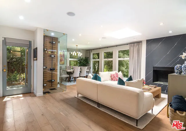 Photo 4 of Single family home for sale at 135 Club Rd, Pasadena, CA 91105 | MLS# 26876589 | Listing updated on 2026-09-21