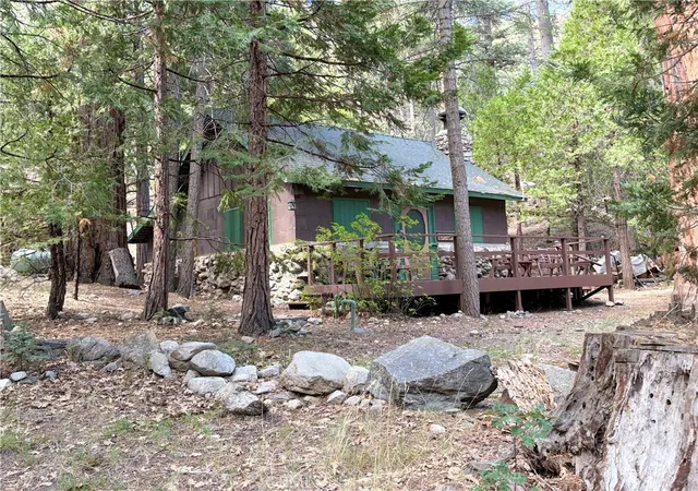 Photo 3 of Single family home for sale at 16 South Fork Rd, Angelus Oaks, CA 92305 | MLS# IG26185031 | Listing updated on 2026-09-13