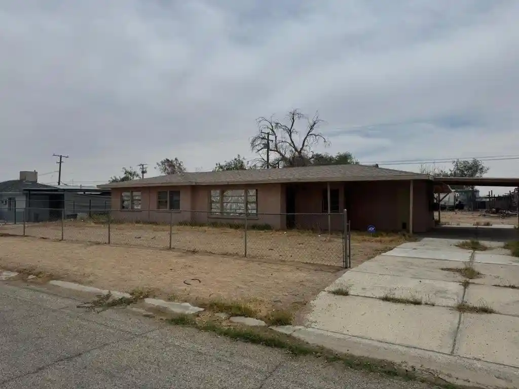 Photo 1 of Single family home for sale at 17569 Blythe Wy, Blythe, CA 92225 | MLS# 219151853PS | Listing updated on 2026-10-15