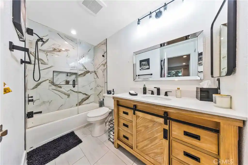 Listing Photo 1 - Condo for sale in 22232 S Vermont located at 22232 S Vermont, Torrance, CA 90502 - Unit #104D