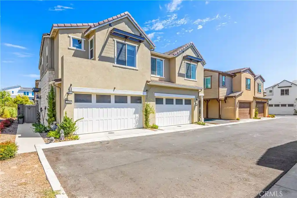 Photo 1 of Townhouse for sale at 329 Moonflower Rd, Rancho Mission Viejo, CA 92694 | MLS# OC26186889 | Listing updated on 2026-08-27