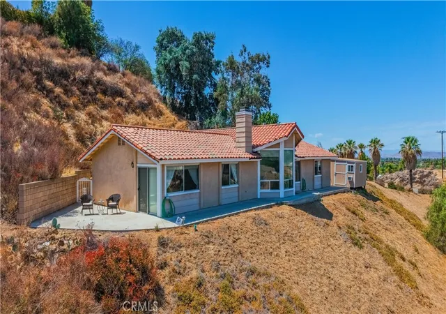 Photo 1 of Single family home for sale at 42395 Stetson Ave, Hemet, CA 92544 | MLS# SW26172023 | Listing updated on 2026-10-12
