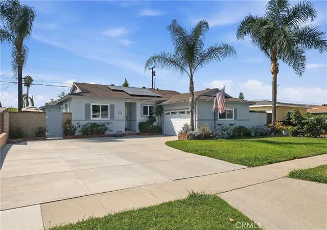 Photo 2 of Single family home for sale at 1406 W Baker, Fullerton, CA 92833 | MLS# OC26186100 | Listing updated on 2026-10-10