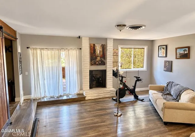 Photo 3 of Single family home for sale at 1902 W Avenue L, Lancaster, CA 93534 | MLS# SR26186966 | Listing updated on 2026-10-10