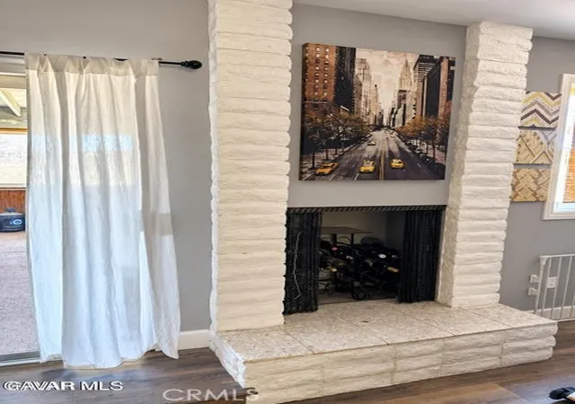Photo 4 of Single family home for sale at 1902 W Avenue L, Lancaster, CA 93534 | MLS# SR26186966 | Listing updated on 2026-10-10