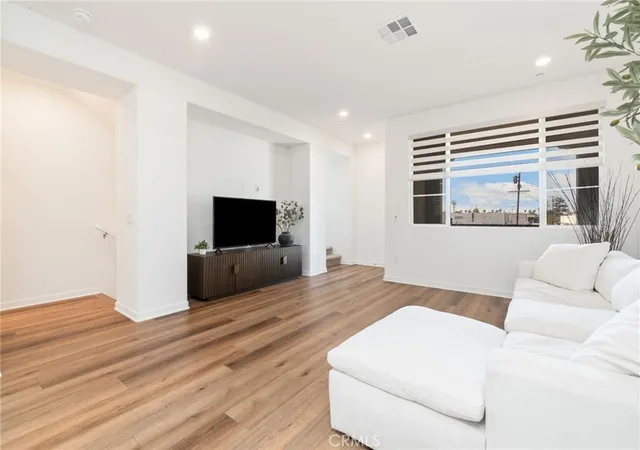 Photo 4 of Townhouse for sale at 7128 Viceroy Way, Buena Park, CA 90621 | MLS# PW26186673 | Listing updated on 2026-09-20