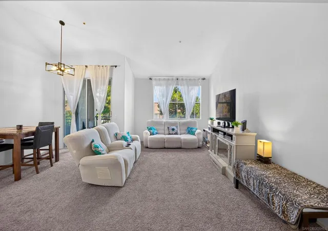 Listing Photo 4 - Condo for sale in building located at 1885 Rennes Pl, Chula Vista, CA 91913 - Unit #2232