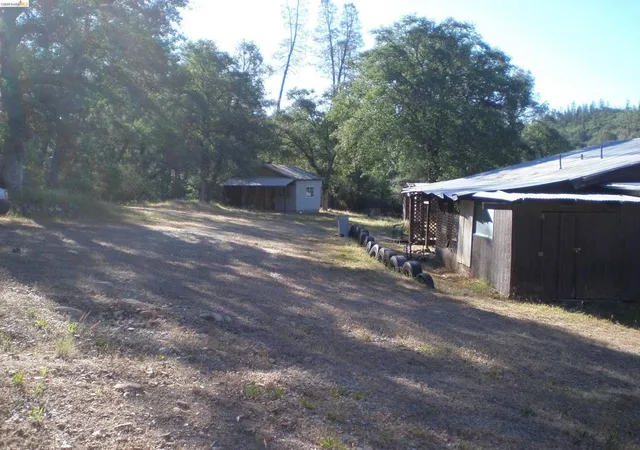 Photo 3 of Single family home for sale at 17242 Philadelphia Rd, Twain Harte, CA 95383 | MLS# 20241319 | Listing updated on 2026-09-23