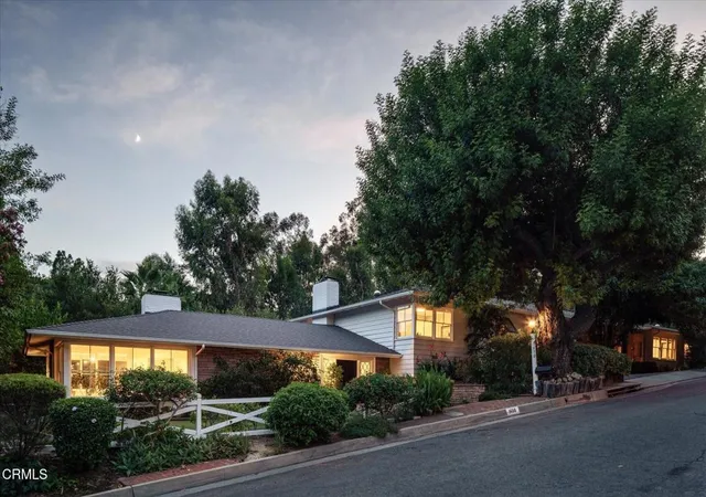 Photo 2 of Single family home for sale at 1650 Knollwood Dr, Pasadena, CA 91103 | MLS# P1-28607 | Listing updated on 2026-10-09