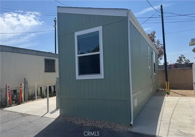 Photo 2 of Manufactured home for sale at 577 Palomar #4, Chula Vista, CA 91911 | MLS# OC26187090 | Listing updated on 2026-09-08
