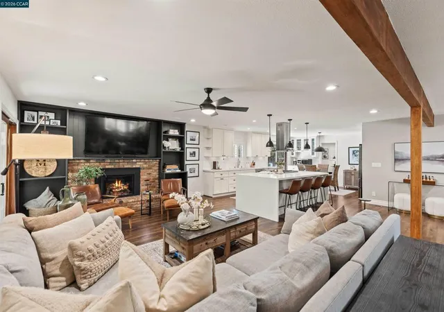 Single family home for sale at 616 Minert Rd, Walnut Creek, CA 94598 | MLS# 41146211 | Listing updated on 2026-10-07