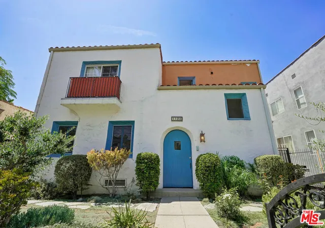 Photo 2 of Multi family home for sale at 1125 N New Hampshire Ave, Los Angeles, CA 90029 | MLS# 26874023 | Listing updated on 2026-10-06