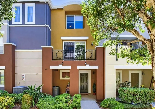 Townhouse for sale at 8756 Concourse Ct., San Diego, CA 92123 | MLS# 260020907SD