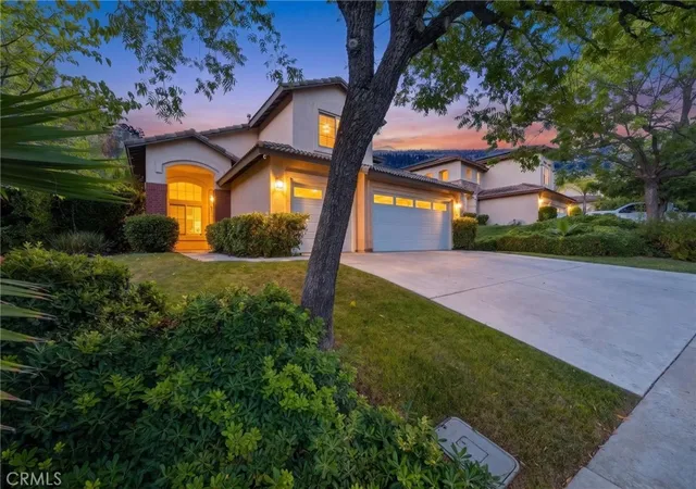 Photo 4 of Single family home for sale at 4 Bella Firenze, Lake Elsinore, CA 92532 | MLS# SW26187071 | Listing updated on 2026-10-31