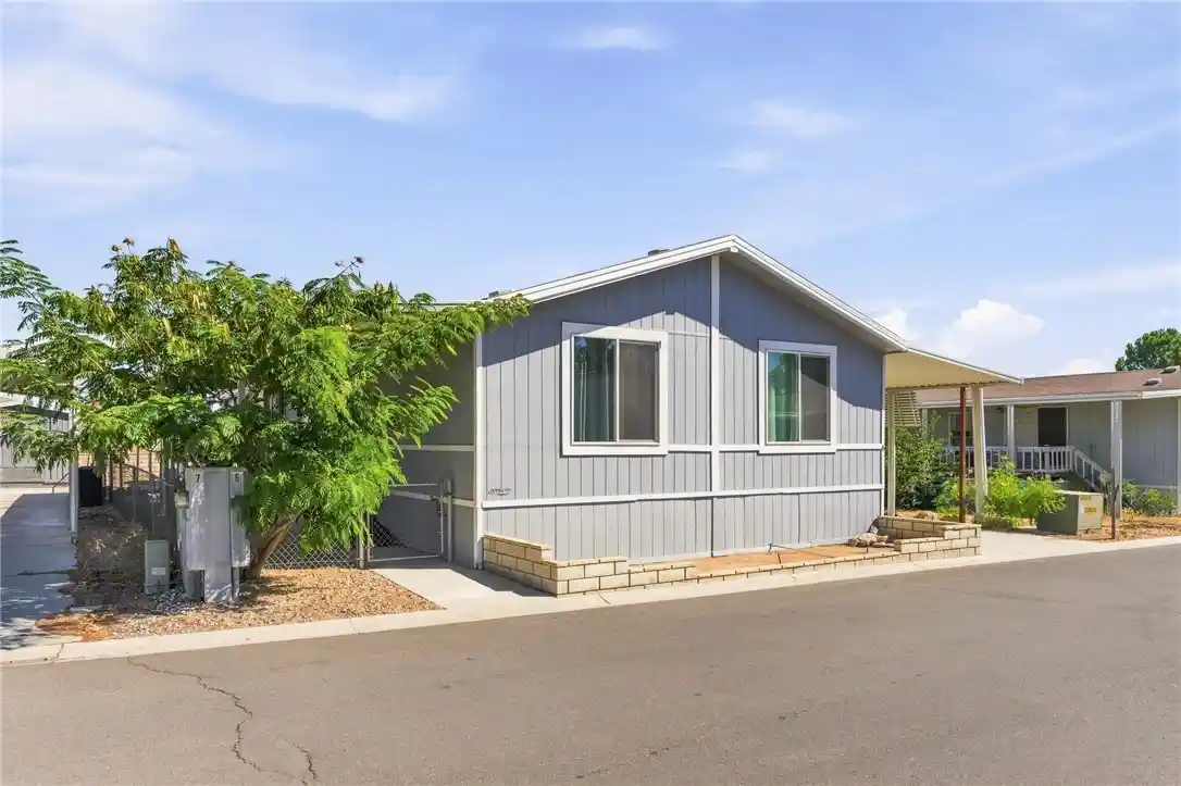 Photo 1 of Sale Pending at 20843 Waalew #C6, Apple Valley, CA 92307 | MLS# HD26187380 | Listing updated on 2026-10-27