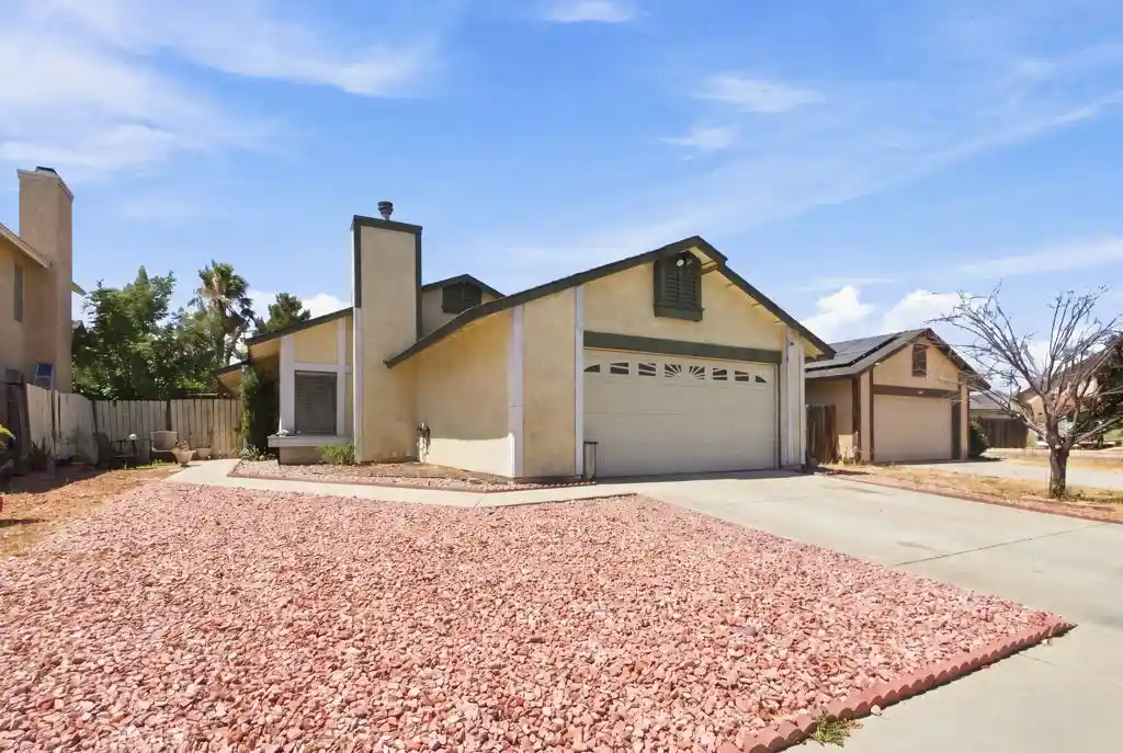 Photo 1 of Single family home for sale at 12446 Mount Baldy, Victorville, CA 92392 | MLS# SR26187348 | Listing updated on 2026-10-24