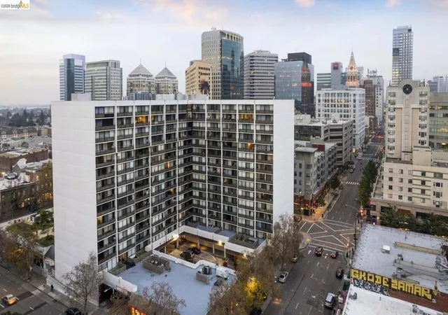 Sale Pending at 801 Franklin St #1406, Oakland, CA 94607 | MLS# 41146252 | Listing updated on 2026-09-13