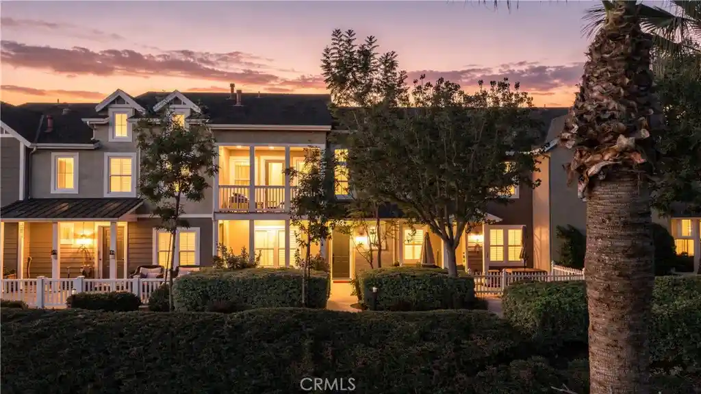 Townhouse for sale at 34 Passaflora Ln, Ladera Ranch, CA 92694 | MLS# OC26187104
